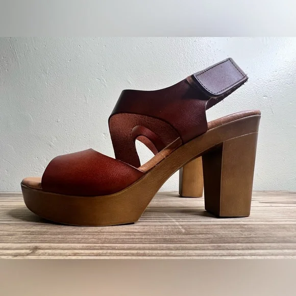 Eric Michael Leather Cutout Heel Platform Sandal 40 Spain 9.5 10 Brown Carmel - Picture 7 of 12